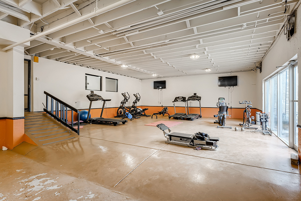 31 Exercise Room