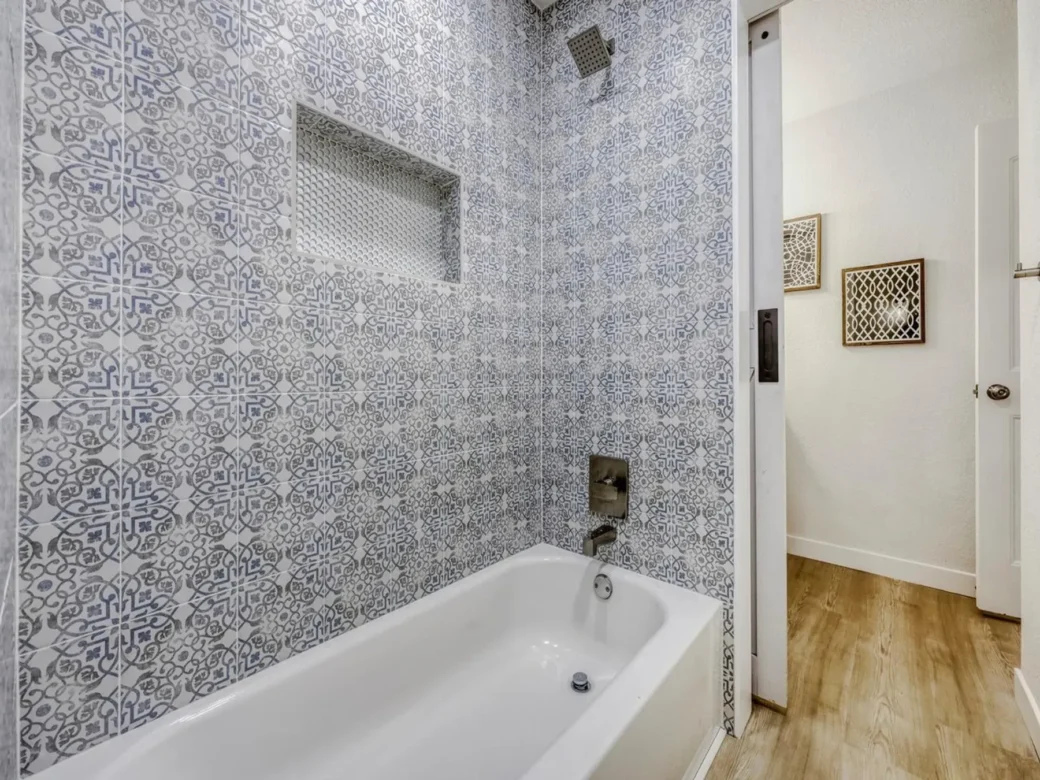 w87-arvada-bathroom-tile